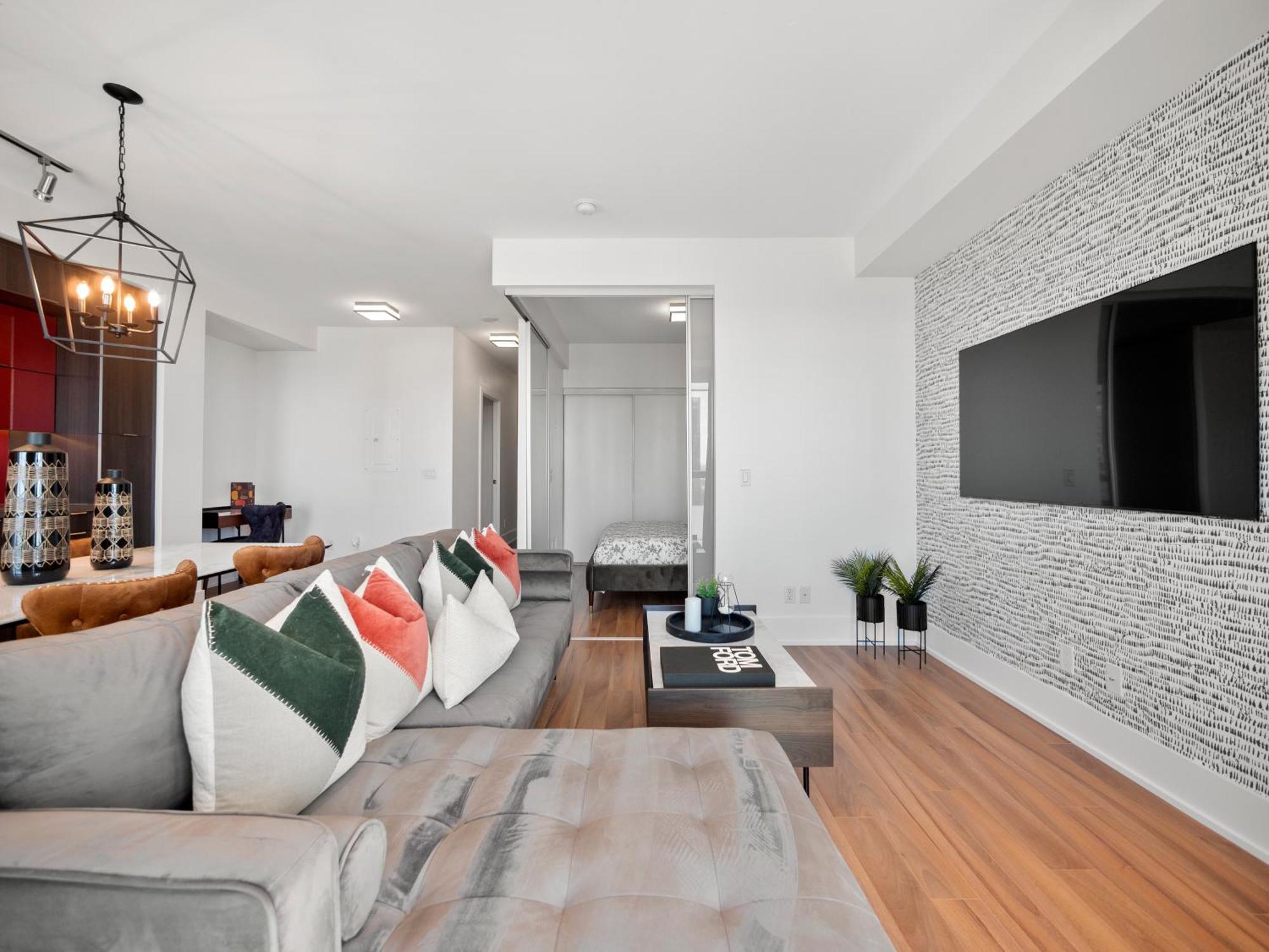 Apartment The Ellios - In Downtown Toronto, Opposite Cn Tower & Rogers Centre *