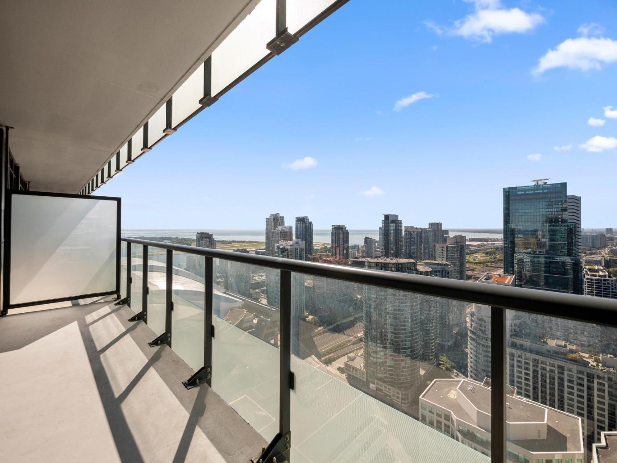 Apartment The Ellios - In Downtown Toronto, Opposite Cn Tower & Rogers Centre Toronto