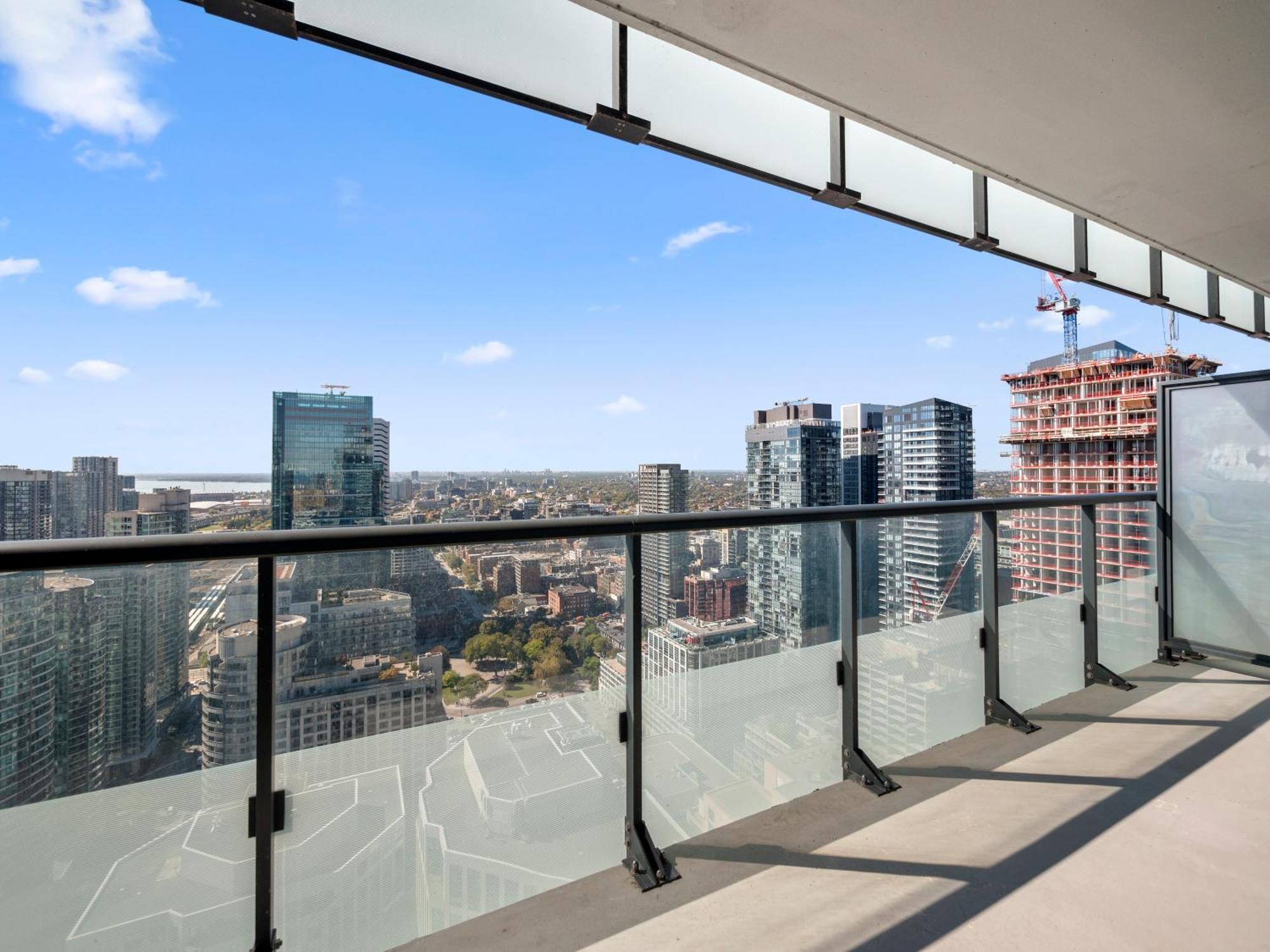 Apartment The Ellios - In Downtown Toronto, Opposite Cn Tower & Rogers Centre *